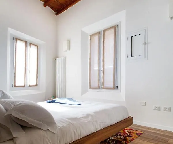 Ur Nest Aposa شقة